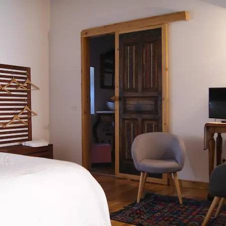 Hotel Rural Campares