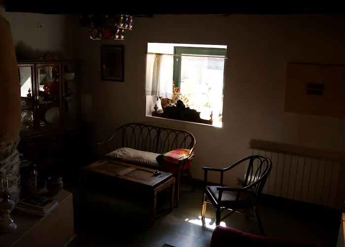 Hotel Rural Campares 2*