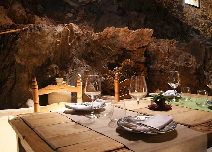 Hotel Rural Campares 2*