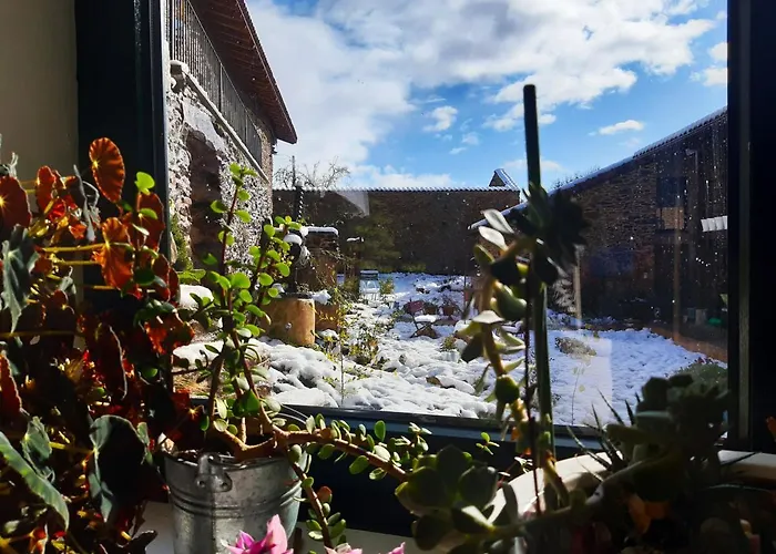 Hotel Rural Campares 2*